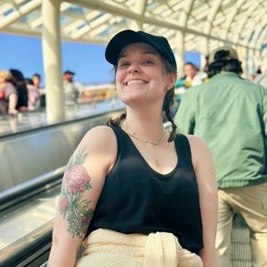 Meet your Posher, Emily